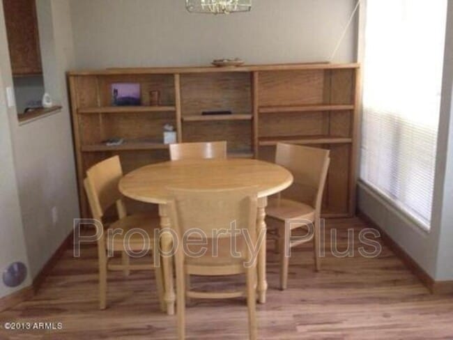 Photo - 3228 W Glendale Ave