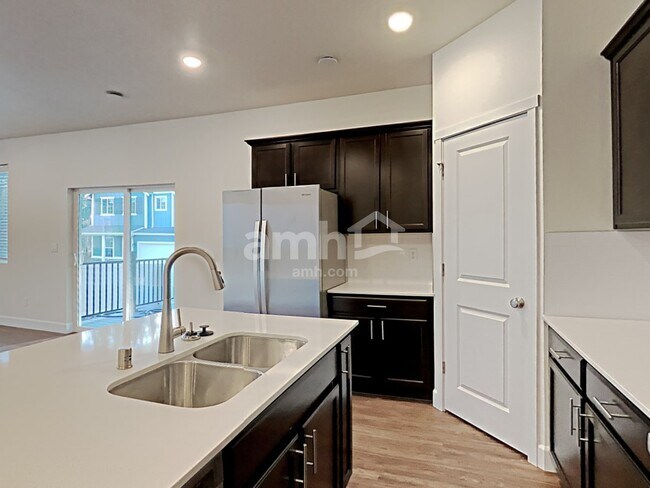 Photo - 4222 177th St E