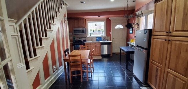 Photo - 606 S Delhi St