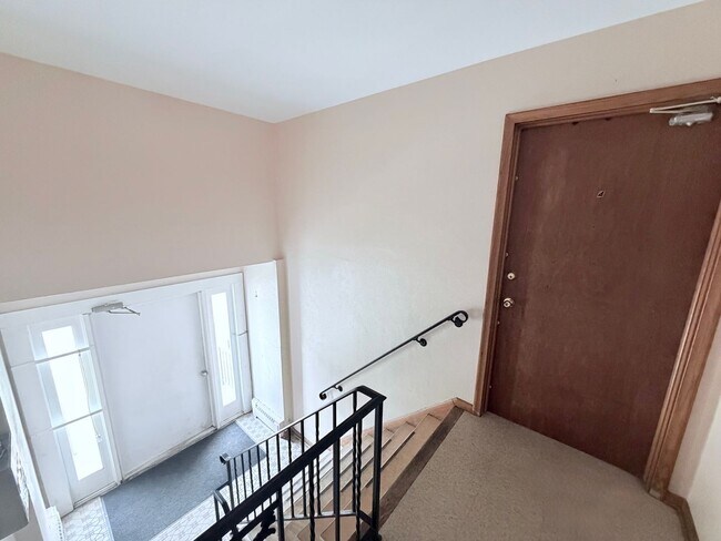 606 NE 20th Ave