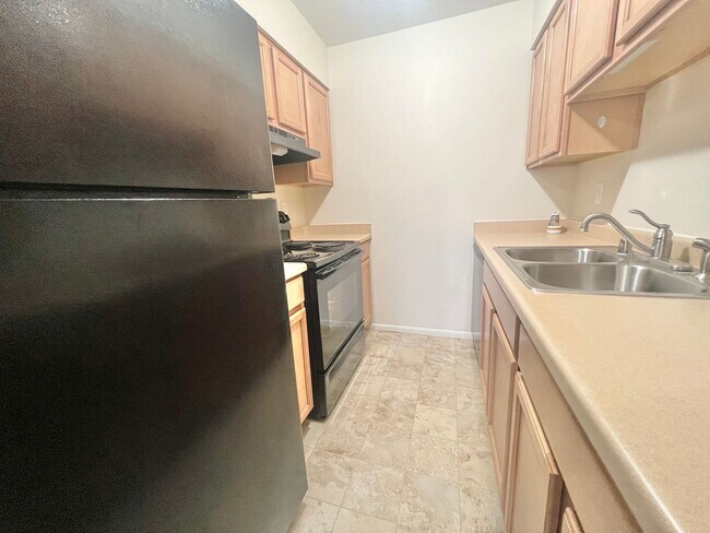 4601 Carlisle Blvd NE Unit C8