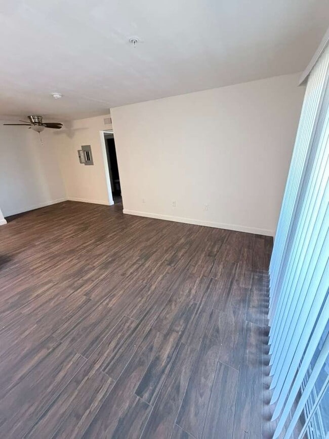 Photo - 777 West Campbell Ave Unit B206