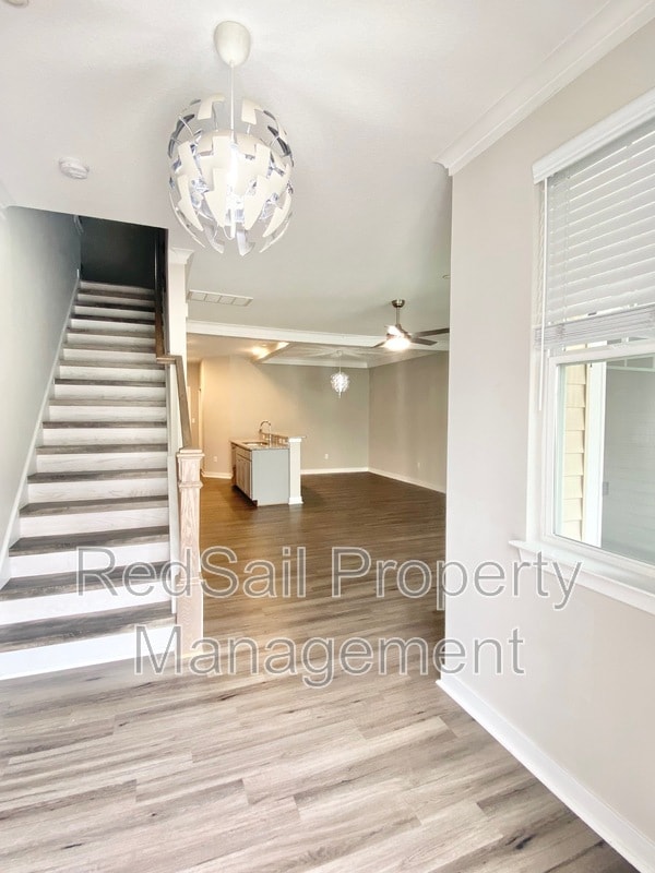 Photo - 208 Fishers Ct