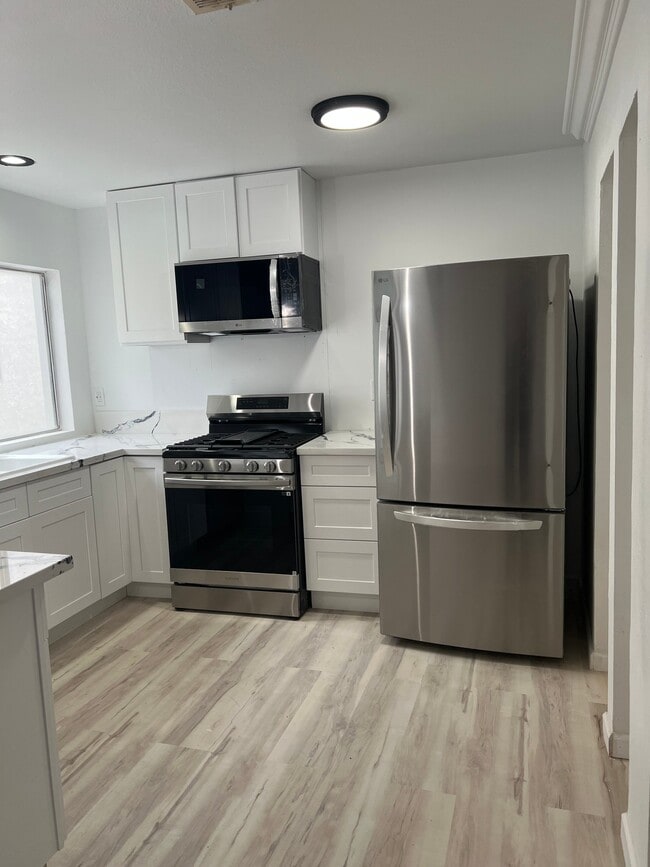 Photo - 1101 Laveta Terrace Unit 19