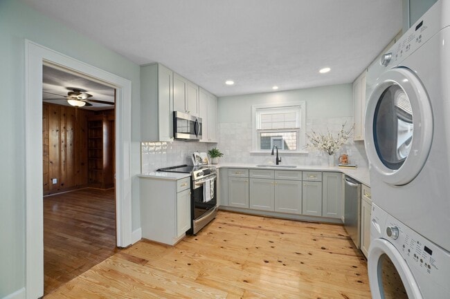 Photo - 7605 Atlantic Ave