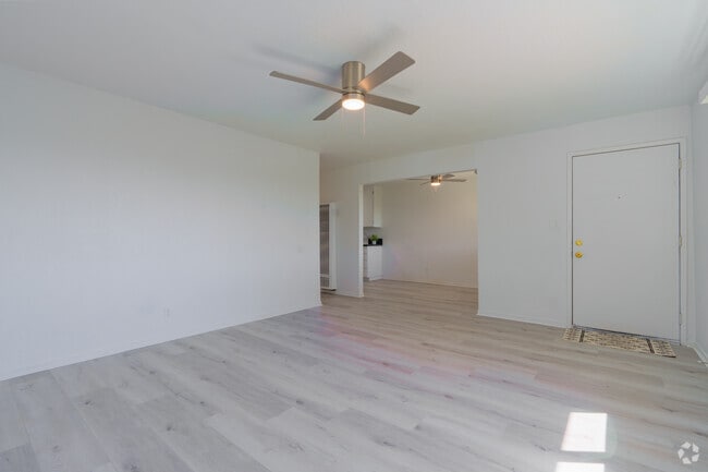 2BR, 1BA - 1150SF - Living Room - Lincoln Heights Apartments
