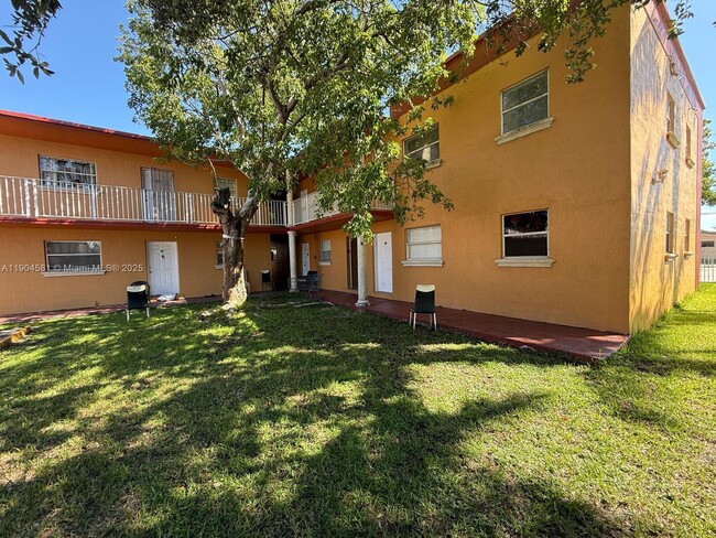 Photo - 1245 W 24th St Unit 122