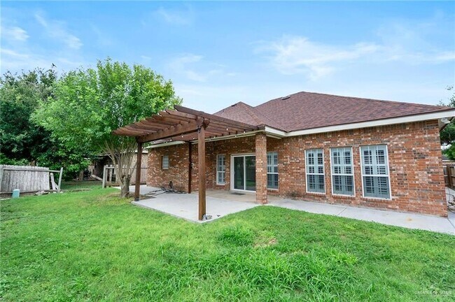 Photo - 1104 N Boston College Dr