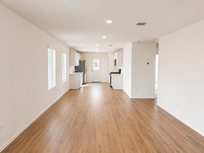 1515 Las Cuevas Dr