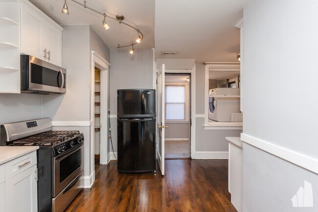 Photo - 3253 N Kenmore Ave Unit 2