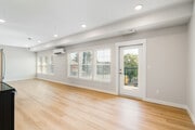 0BR, 1BA - 752SF