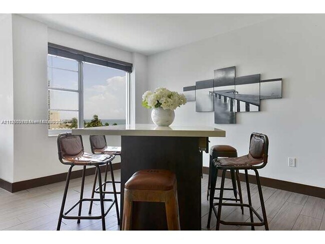 Photo - 5255 Collins Ave Unit 4G