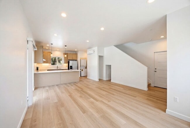 Photo - 9094 Los Coches Rd