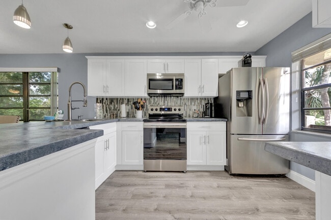 Photo - 21866 Cypress Cir Unit 31e