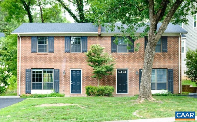 Photo - 106 Longwood Dr Townhome