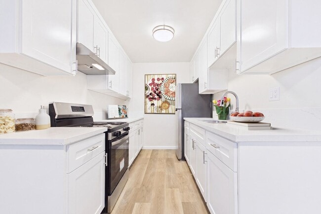 Building Photo - Woodman Apartments