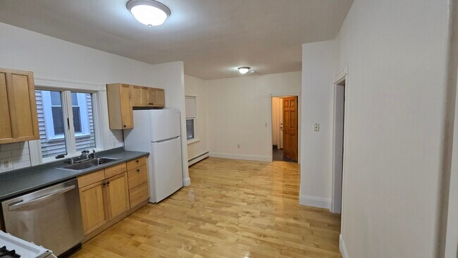 Photo - 40 Brackett St Unit 1