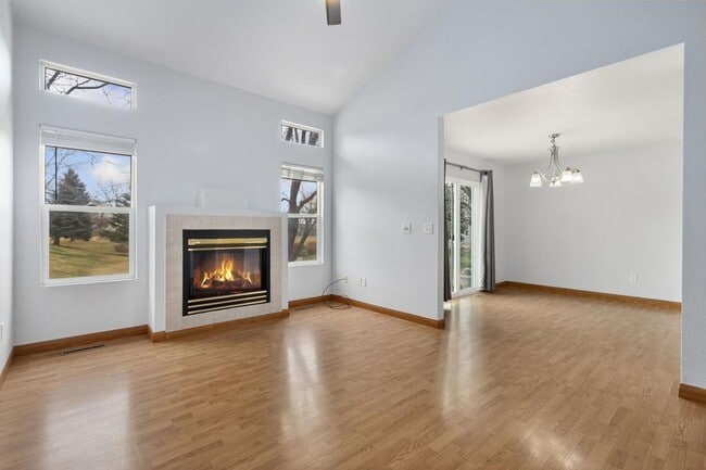 Photo - 151 Crabapple Dr