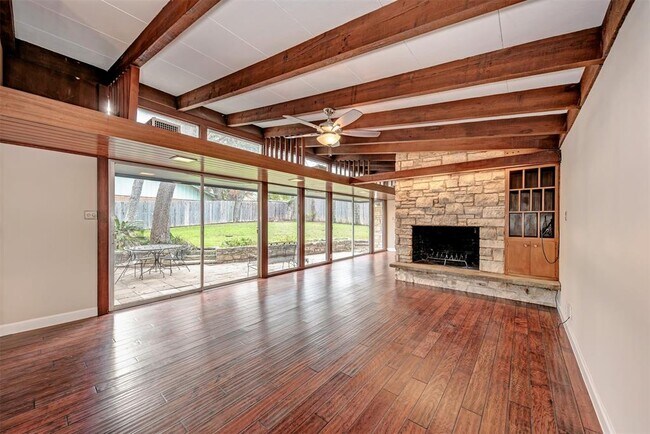 Photo - 1615 Elmhurst Dr