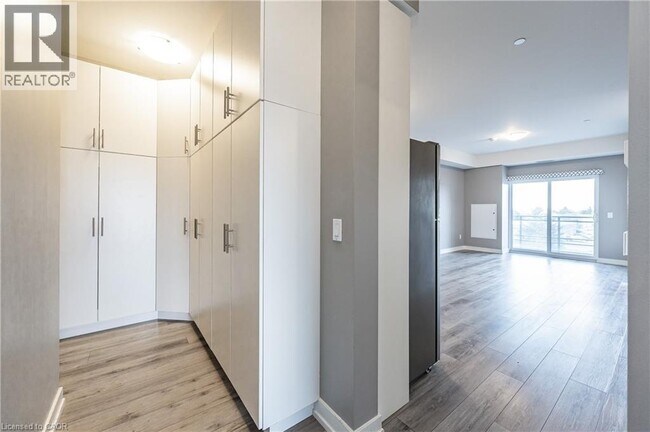 Photo - 255 Northfield Dr E Unit 302