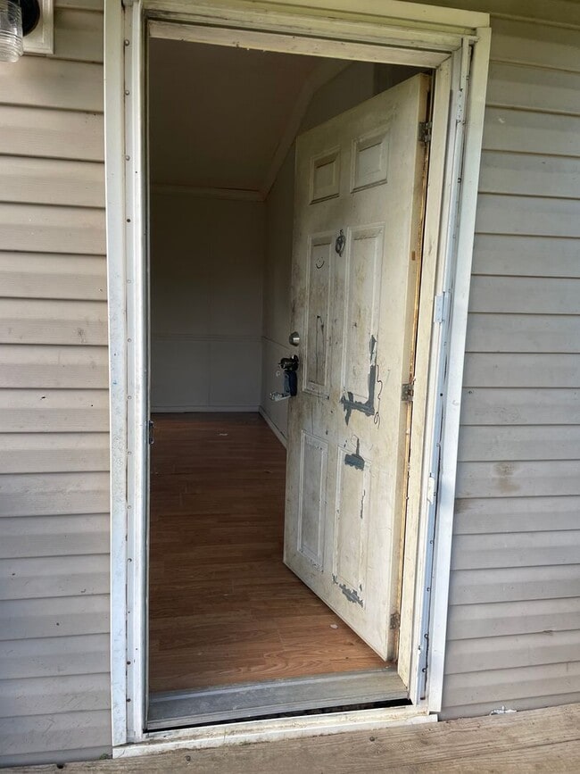 Photo - 3 Bed, 2 Bath, 1,280 sq ft singlewide mobi...