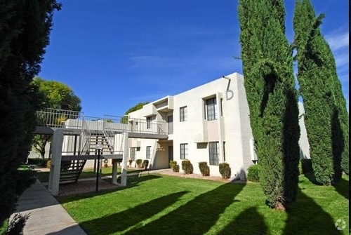 Building Photo - Centennial Park View Rental
