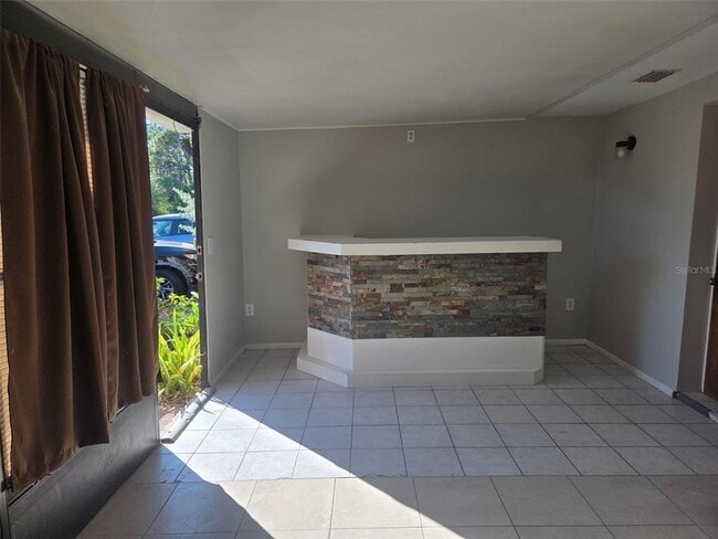 Photo - 197 Boundary Blvd