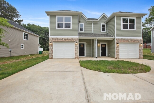 Building Photo - 2113 Gemway Dr