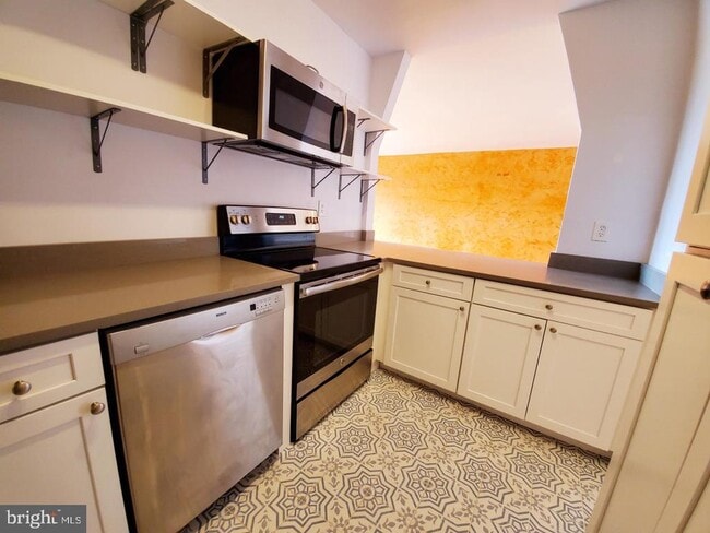 Photo - 4301 Massachusetts Ave NW Unidad 6007