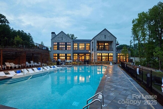 Photo - 9132 Senator Royall Dr Unidad S4