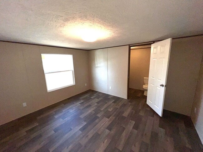 Photo - 1627 Coleman Rd Unit Oxford Estates 25
