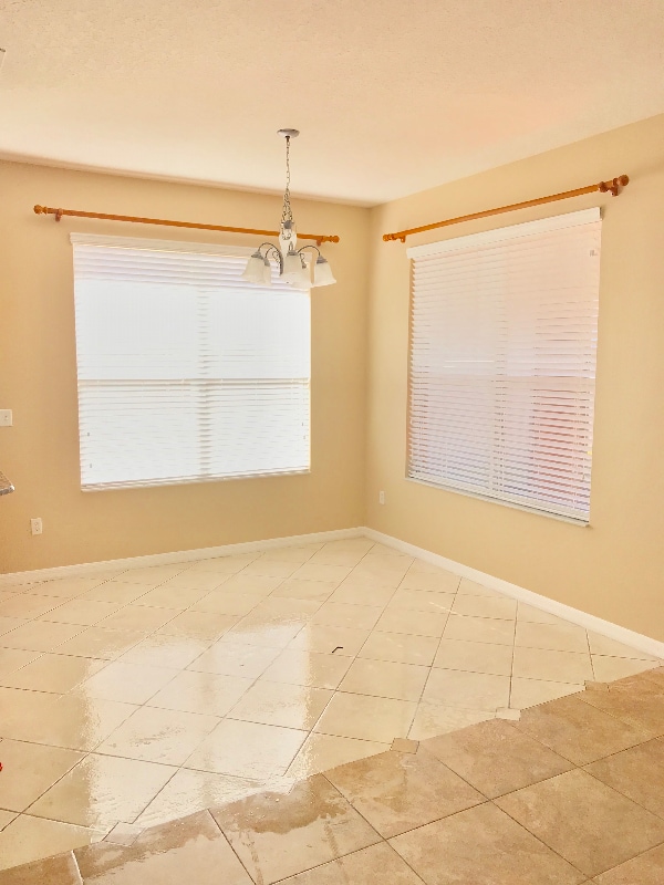 Photo - 4654 Redmond Pl