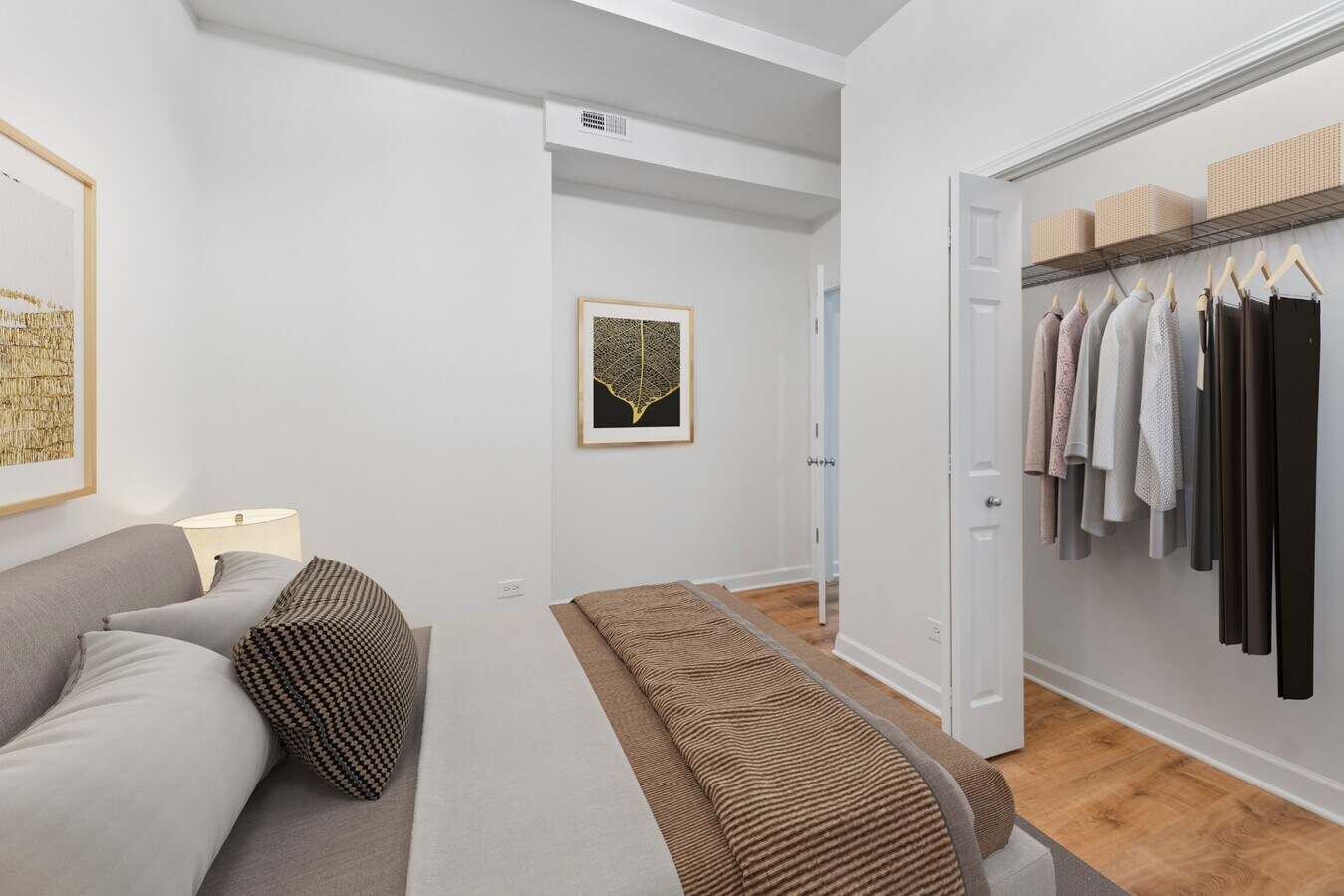 Photo - Garden Apartment - Renovated 1 bed Apartment - Logan Square / Hermosa / Humboldt Park Unit GR