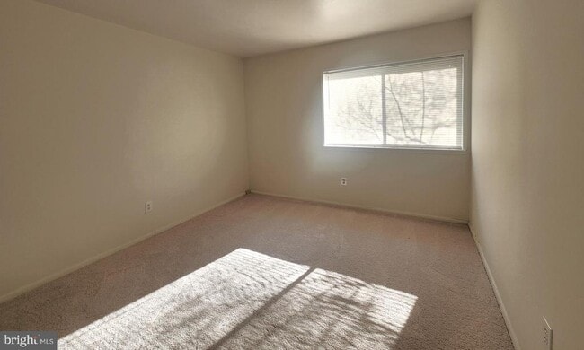 Photo - 10244 Prince Pl Unit 21-103