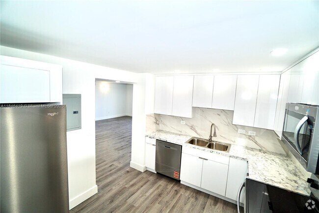 Building Photo - 2750 NE 183rd St Unit 2304 Rental