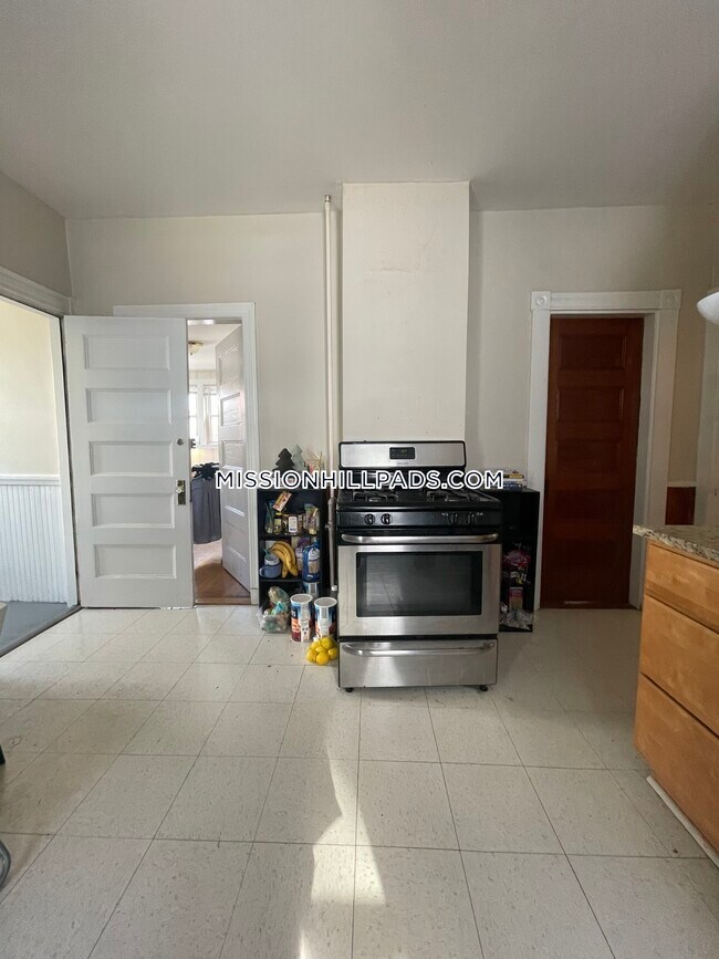 Photo - 9 Hillside St Unit 2