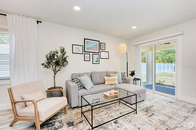 Building Photo - 8 Bay Acres Ave Unit ID1228251P Rental