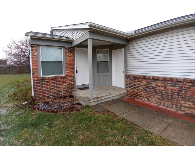 Photo - 3941 Millstone Rd