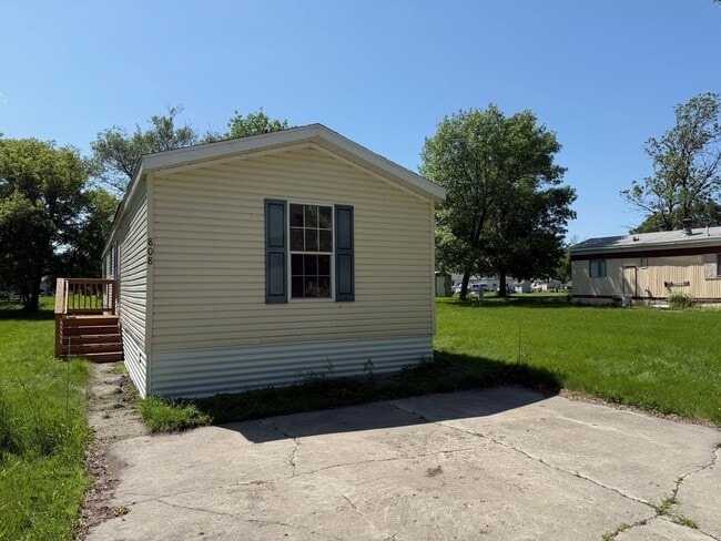 Photo - 808 N 8th St