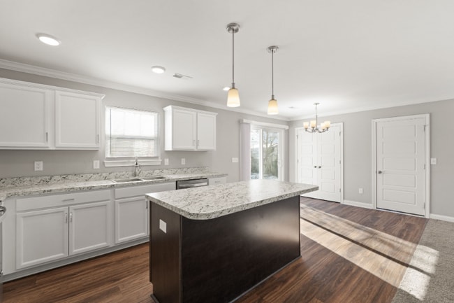 Photo - 123 Winthrop Ave