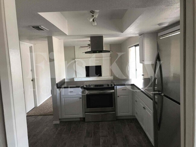 Photo - 4809 W Laurel Ln