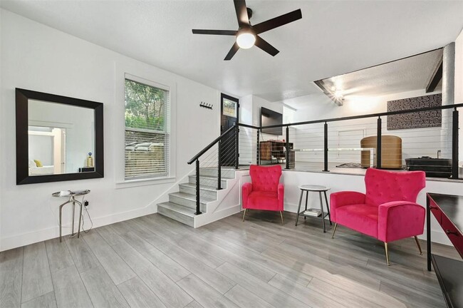 Photo - 1301 Newning Ave