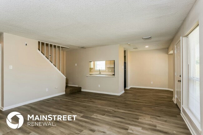 Photo - 1434 New Tree Ln