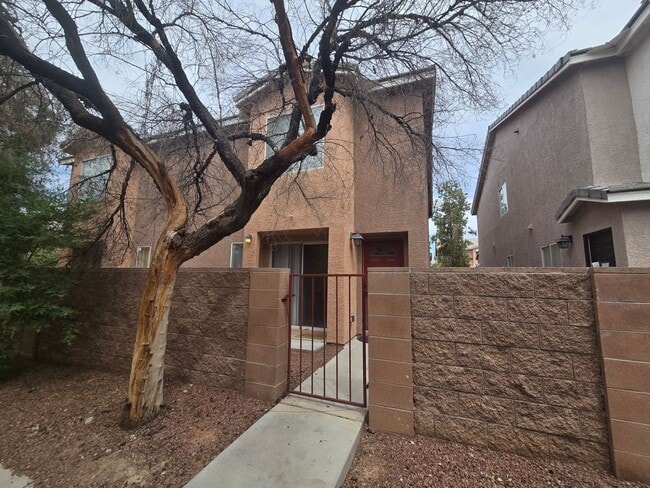 Building Photo - Lock in $1795 Off your third month rent - 3 Bedroom Home near North Las Vegas