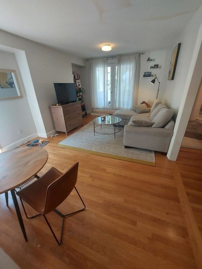 Photo - 22 Thomas Park Unit A