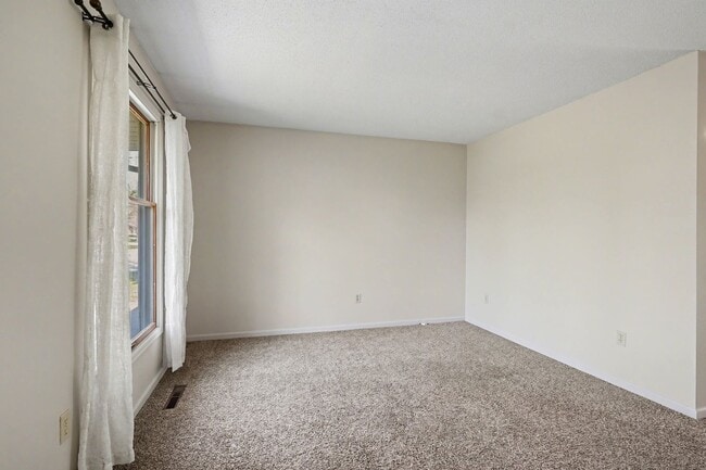 Building Photo - 5705 Lessandro St Unit 5703 Lessandro-5703 Lessandro Street