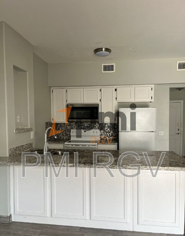 Photo - 211 Baltic Ave Unit D