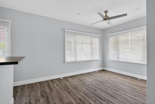 Photo - 405 W 3rd St Unidad B