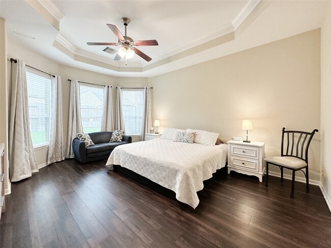 Photo - 6118 Coastal Grove Ln