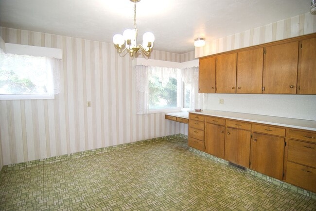 Photo - 10923 N 36th E
